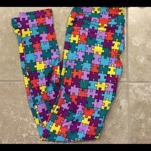 Lularoe Puzzle Piece Leggings